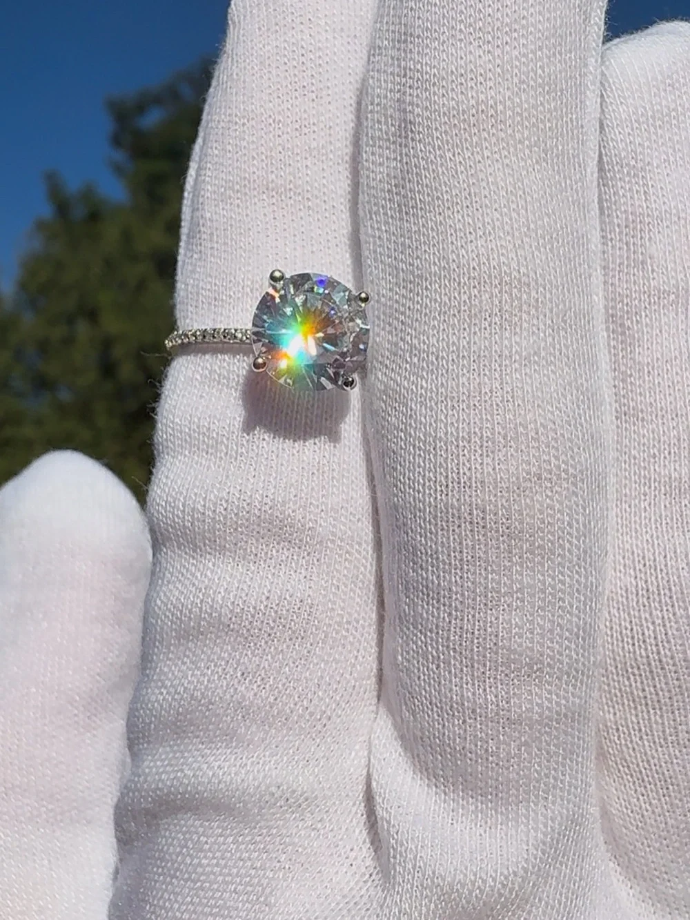 Elegant Natural Zircon Silver Women's Ring
